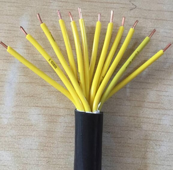 Cable blindado trenzado de alambre de cobre de 12 núcleos y 1,5 mm2 Cable de control flexible apantallado con aislamiento de PVC retardante de llama y revestimiento de PVC ZR-KVVRP