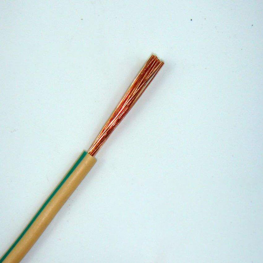 China 4 mm2 de cobre trenzado con aislamiento de PVC Cable eléctrico 12 AWG Cable de tierra de alambre de casa de un solo núcleo